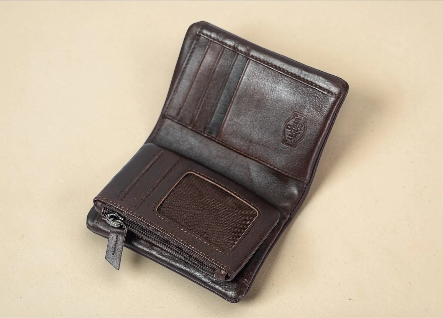 𝐋𝐞𝐚𝐭𝐡𝐞𝐫𝐇𝐨𝐨𝐝 𝐒𝐞𝐦𝐢-𝐥𝐨𝐧𝐠 𝐖𝐚𝐥𝐥𝐞𝐭 -- (Smoky Chocolate) - Image 2